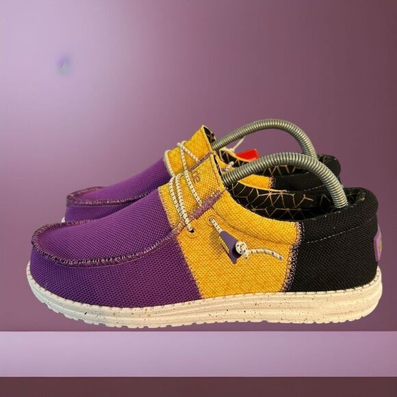 Hey Dude Wally Sox Tri Men’s Size 8 Loafer Fans LA Purple Gold Slip on 112566021 - Picture 3 of 10